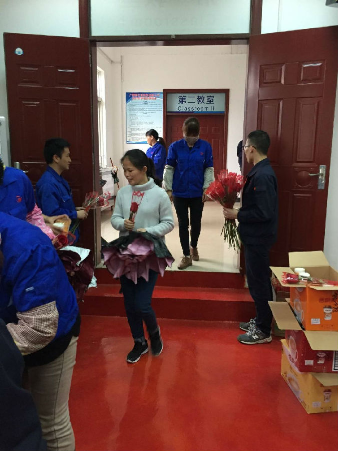 深化婦女普法教育，促進構(gòu)建和諧銀億