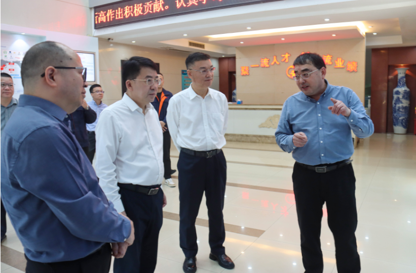 玉林市委常委、常務(wù)副市長(zhǎng)韋慶強(qiáng)一行蒞臨廣西銀億調(diào)研